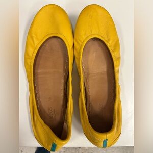 Tieks 10